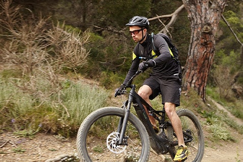 Electric-bike-rentals-from-Midway-Adventure